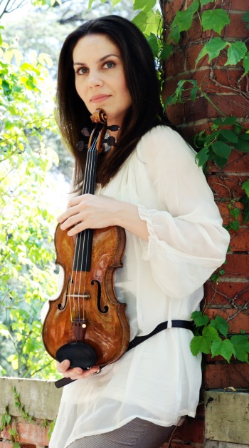 Nina Karmon, Violine